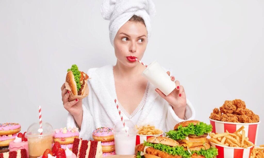 Can I lose weight by only eating junk food? FITPAA