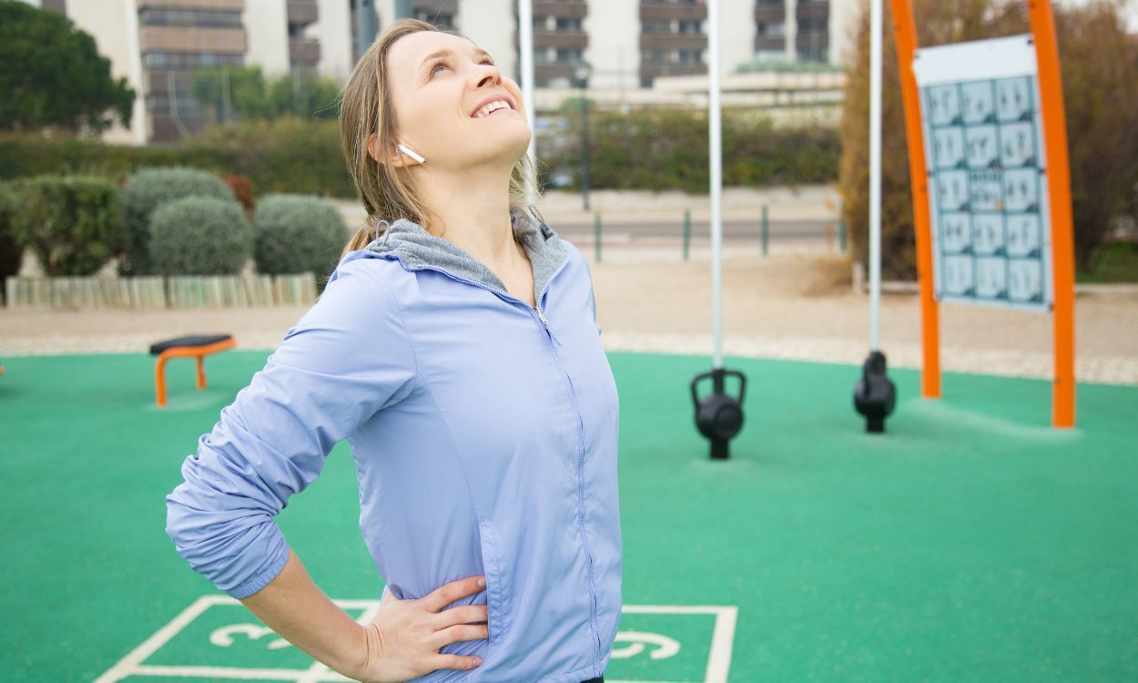 Thyroid Yoga: 11 Amazing Yoga Asanas For Hypothyroidism | Livlong