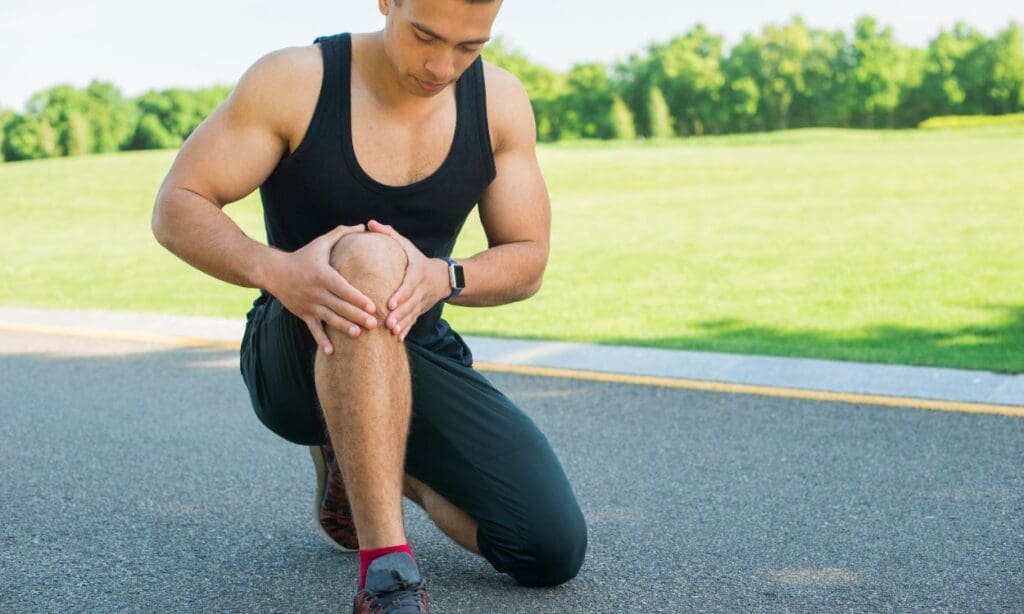 Can knee pain be caused by a torn MCL? FITPAA