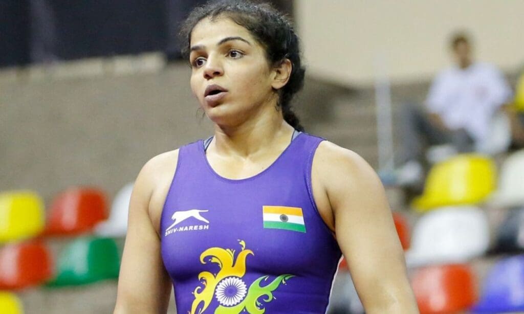 What workout and diet plans does Sakshi Malik follow? FITPAA