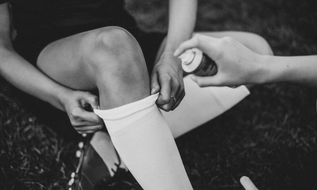 Can knee pain be caused by a knee cooling pad? FITPAA